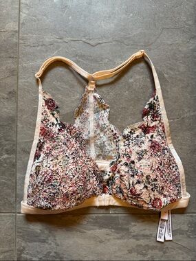 New Victoria’s Secret Floral Lace Racerback Bralette - Beige Pink